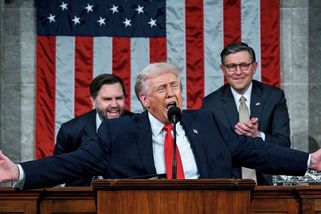 „Epochální obrat“. Trump v projevu slíbil zlaté časy a vyhrožoval Íránu - Seznam Zprávy