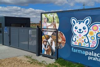 Miliardář Sehnal navzdory zákazu postavil v Čestlicích zoopark. Dostal milionovou pokutu - Novinky