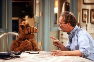 Kvíz: Znáte dobře oblíbené retro seriály? Za plný počet bodů zasloužíte potlesk