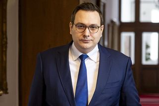 Dobrý ministr, ale neloajální muž a zrádce: Jan Lipavský to kvůli Pirátům schytává. Vykašlete se na ně, radí mu lidé - Super.cz