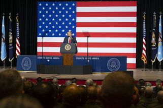 Práci dokončíme velmi rychle, prohlásil Trump. Írá...