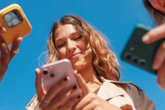 Sítě zaplavil nový trend: návrat do roku 2016. Spustila ho generace Z