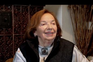 Měl polovinu tvářičky zmačkanou, vzpomíná Klausová na narození syna. Oporu našla v manželovi