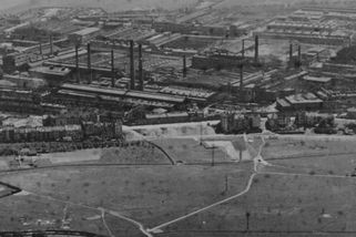 Historici vyvracejí lži o účelovém bombardování Československa americkým letectvem - Médium.cz