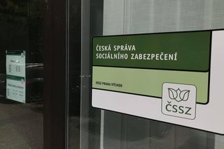 ČSSZ loni zamítla 21 tisíc žádostí o invalidní důchod: Část lidí nesplnila podmínku pojištění