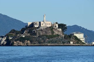 Americký prezident Trump nařídil znovu otevřít věznici Alcatraz - Novinky