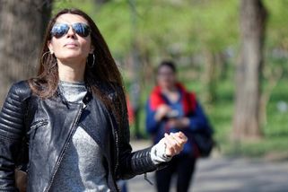 První výhled počasí na duben: Úvod měsíce bude ještě chladný, závěr ale může přinést až 24 °C