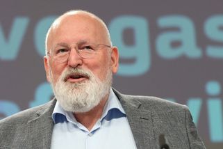 Když přesvědčíme o Zelené dohodě Čechy, tak všechny, míní Timmermans - Novinky