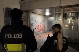 Pacient ohrožoval nůžkami personál nemocnice, napadl i policisty. Ti útočníka zastřelili