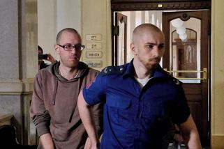 Mladík v Brně málem ubodal sedmdesátiletého souseda. Může za to psychika a drogy, vymlouval se u soudu - Novinky