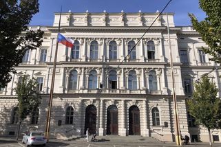 Ústavní soud překvapivě brzy rozhodne o stížnosti na důchodovou reformu