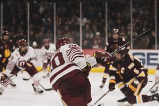 Úvodní ceremoniál hokejového MS v Praze a Ostravě aneb fraška hezky česky - Médium.cz