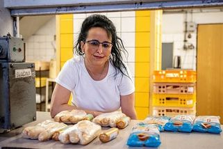 Nejoblíbenější polévka havířů? Jednoznačně fazolová, říká svačinářka z Dolu ČSM