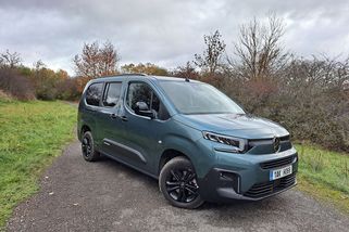 RECENZE: Citroën Berlingo XL MAX Diesel 130k – návrat ke starým pořádkům