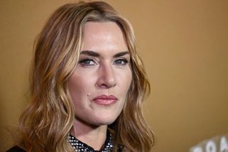 Kate Winslet šokuje přiznáním: První polibky patřily ženám!
