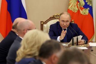 „Držte se od nás dál.“ Spojenci Putina varovali, ž...