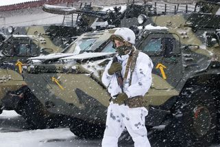 Velcí hráči se vybičovali k rekordní pomoci Kyjevu. Česko k nim nepatří - Seznam Zprávy