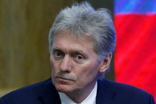 Přijměte mírovou dohodu okamžitě. Peskov varuje Zelenského - Novinky