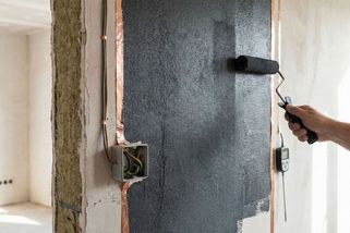 Grafenové topné nátěry jsou revolucí ve vytápění. Používají se ve Velké Británii a jsou výrazně levnější než tepelné čerpadlo