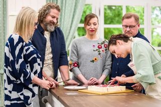 Druhý díl Peče celá země rozdal karty – Josef Maršálek už má jasného favorita celé soutěže