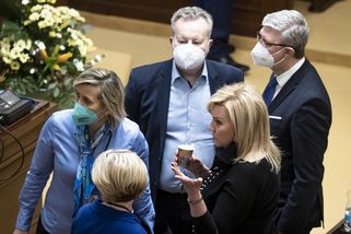 Část poslanců ANO má covid - Novinky