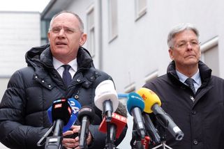 Půjdeme po Afgháncích a Syřanech, budou razie, oznámil rakouský ministr vnitra po útoku ve Villachu - Novinky