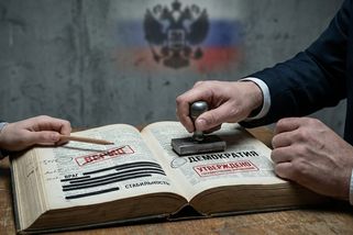 Když slovník píše stát: Rusko redefinuje realitu - Ekonomický magazín