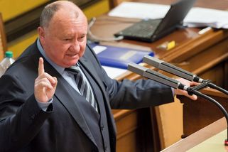 „Vy jste tu nenávistní,“ řekl poslancům kandidát do Rady ČRo Jandák - Seznam Zprávy