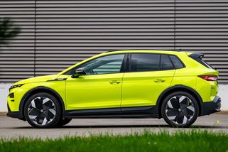 Auto roku 2026 v ČR: Některé nominované vozy možná ani nebudete znát, loňské podivné prvenství by se opakovat nemělo - Garáž.cz