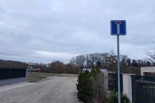Slepá ulice jako past na řidiče. Za otočení na jejím konci hrozí vysoké pokuty i soud