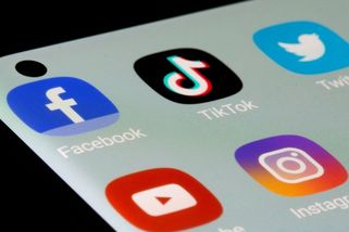 Chystá se zákon k potírání dezinformací - Novinky