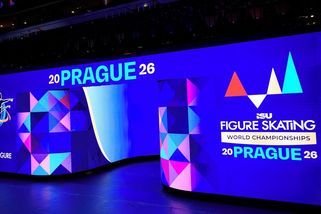 Po hokejistech není ani stopy. Pražská O2 arena už svítí barvami krasobruslařského mistrovství světa - Sport.cz