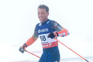 Neuvěřitelné! Lyžař se opil během kultovního závodu na Holmenkollenu - Sport.cz