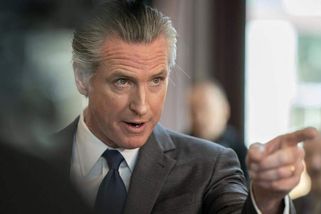 Trump se navezl do Newsoma: Má nízké IQ, neměl by kandidovat na prezidenta USA