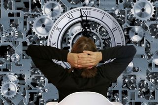 Podle nové studie je teoreticky možné cestovat časem i bez paradoxů