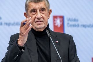 Babiš útočí na Fialovu vládu: Muniční iniciativa byla netransparentní