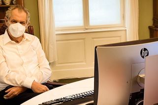 Zeman se zúčastní jednání východních zemí NATO k Ukrajině - Novinky