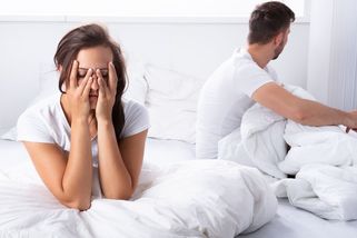 Pokud není sex po dvou dnech, chová se manžel jako blázen. Musím se přemáhat a ničí mě to! - Proženy.cz