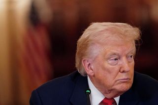 USA jednají s Íránem, ten ale není připraven ukončit válku, tvrdí Trump - Seznam Zprávy