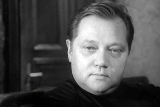 Tak to prasklo: Víme, kolik brali známí čeští herci za komunismu. Za jeden film si klidně mohli koupit nové auto