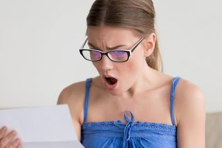 Synovi došel výpis z banky. Otevřela jsem ho a zhrozila jsem se - Médium.cz