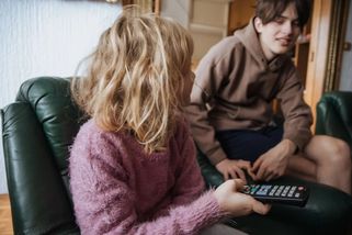 Šok pro miliony Čechů: Vlastníte mobil nebo tablet? Připravte se na nový poplatek. Kdo nezaplatí, zapláče - SportDeník