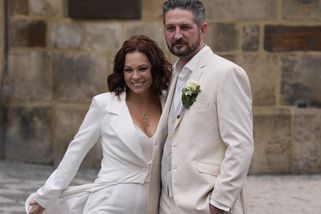 Zpěvačka Míša Nosková se vdala. Mrkněte na svatební fotky!