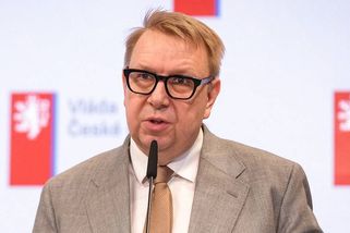 Juchelka nechápe. Sociální zařízení má 60 klientů a k nim 13 kuchyní