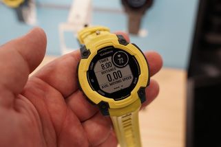 Hodinky Garmin se proměnily v nefunkční těžítko. Problém s GPS se dotkl stovek Čechů - Novinky