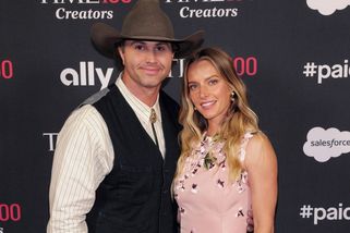 Ballerina Farm: Osminásobná máma a farmářka boří internet díky lásce k tradicím