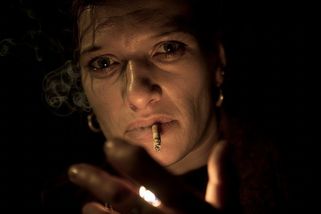 Katka z dokumentu Třeštíkové: Stát jí platí byt, dcera se jí zřekla - Médium.cz