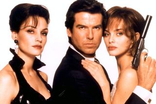 ŽENA-IN - Kdo bude dalším Jamesem Bondem? Ve hře jsou hvězdy Bridgertonových, Stranger Things i Emily v Paříži