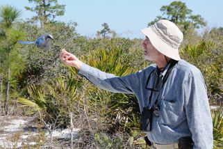 Příběh velkého omylu. Co si vzít ze života vědce, jenž věštil apokalypsu - Seznam Zprávy