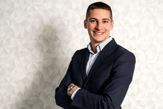 Jeho plán je koupit stránky OnlyFans. A ty pak okamžitě zavřít - fintag.cz